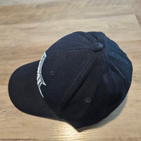 Vintage Miami Hurricanes Fitted Hat Cap 90s Black NCAA Embroidered One Fit TOW - Picture 4 of 8